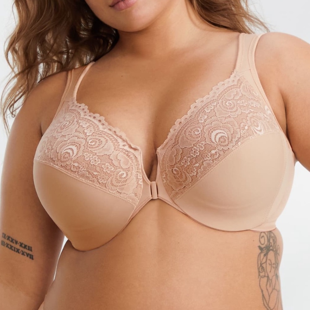 •Glamorise 38F WonderWire Front Closure Nude Bra! NEW!